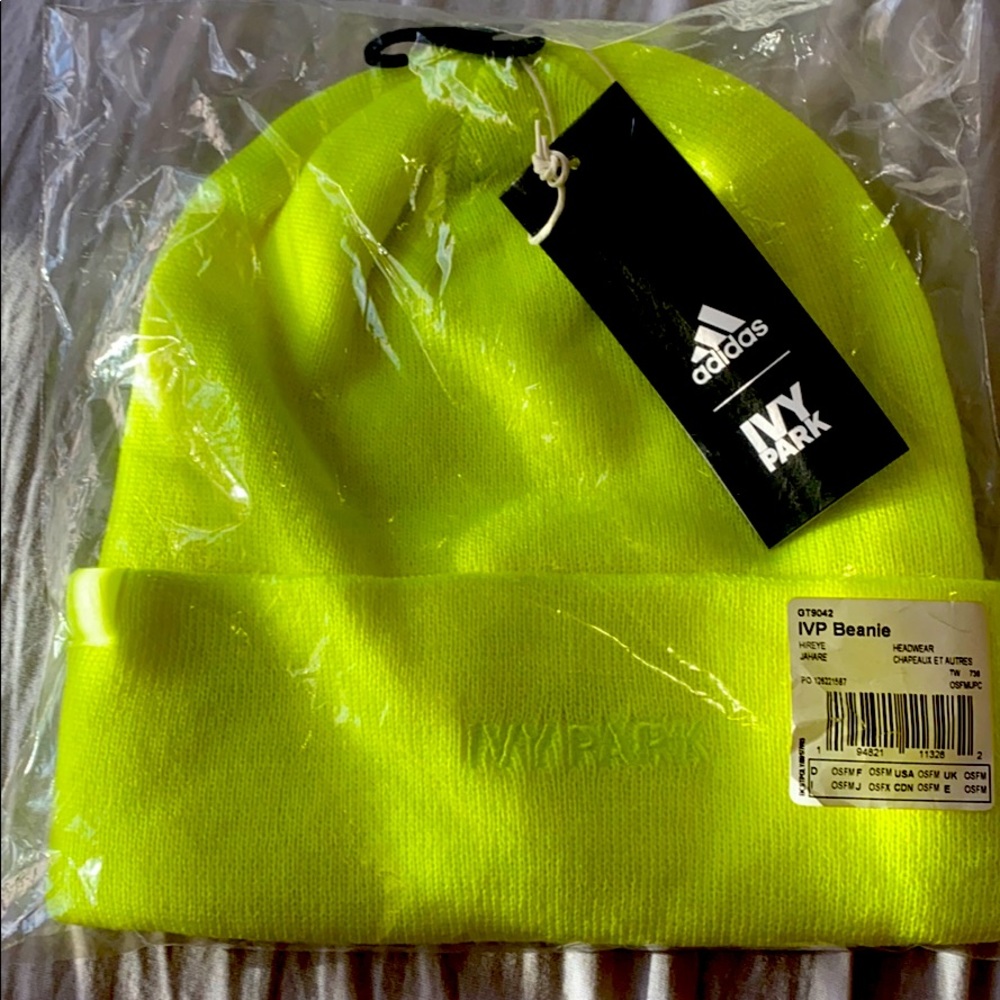 IVY PARK neon beanie NWT